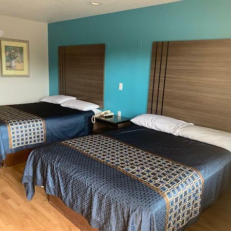 Relax Inn 布赖恩 外观 照片
